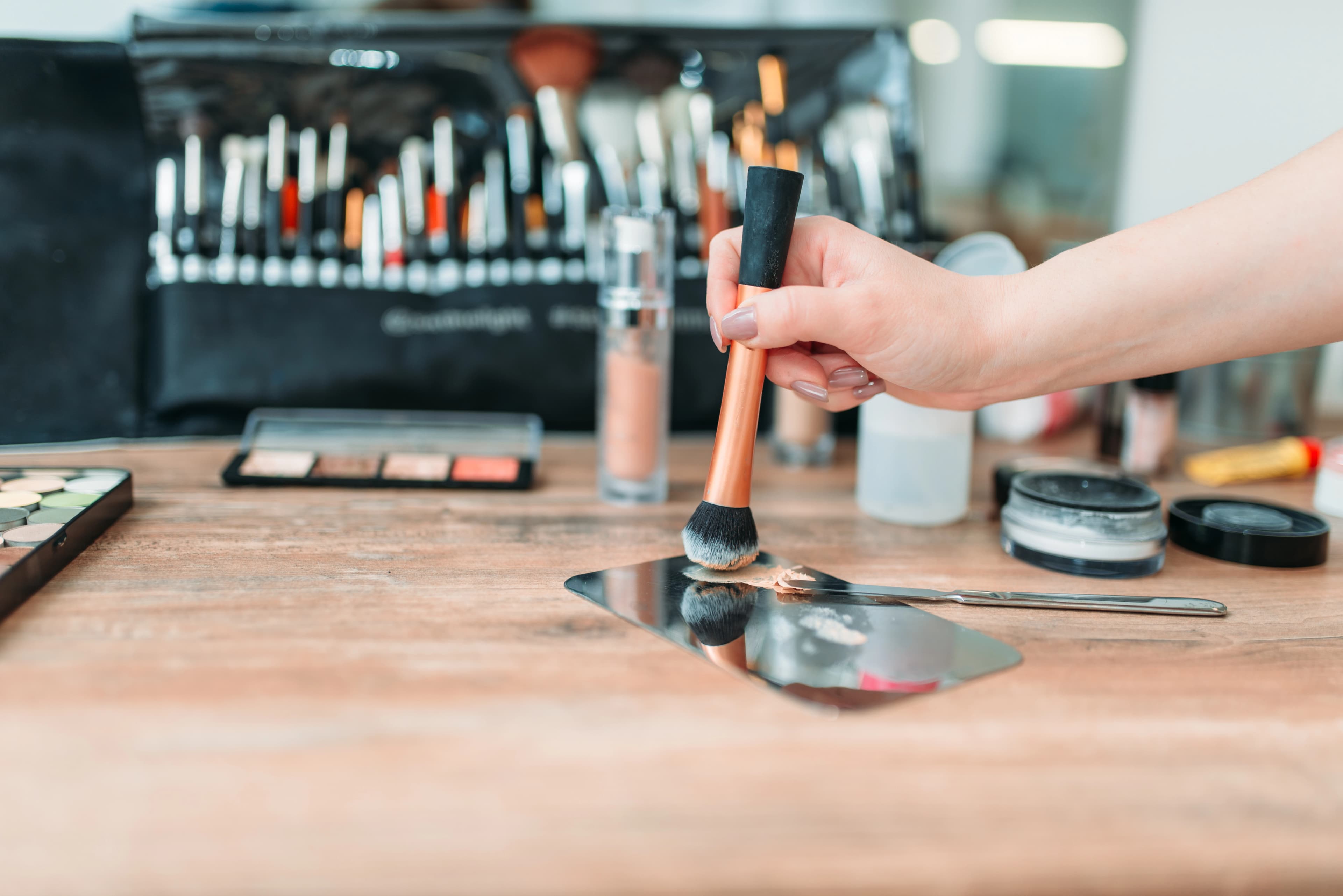 good look® — referencia de maquillaje y peinado